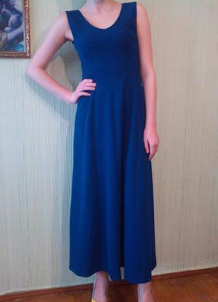 Платье в пол темно-синего цвета. размер 44-46