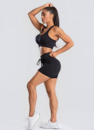 Спортивный костюм в рубчик (топ без рукава и шорты) черного цвета, размер s