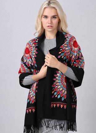 Женский шарф черный кашемир с крупными вышитыми цветами 180*704 фото