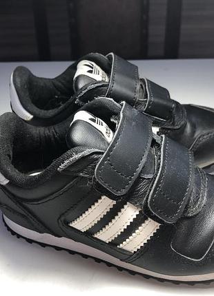 Кроссовки adidas