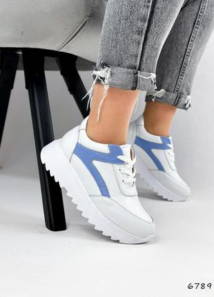 Натуральні шкіряні білі кросівки з блакитними вставками8 фото