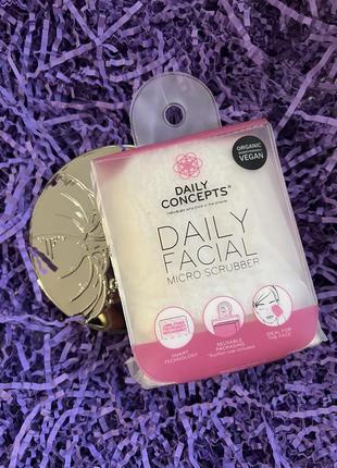 Губка-скраббер для ексфоліації обличчя daily concepts daily facial micro scrubber