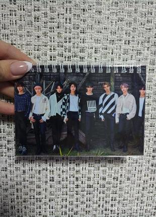 Блокнот стрей кідз stray kids стрей кидс