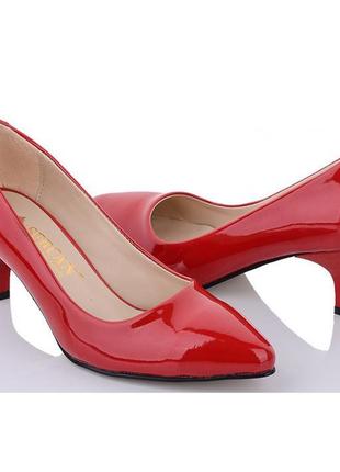 Жіночі червоні лакові туфлі на каблуку модельні (розміри: 36,37,38,39) - 07