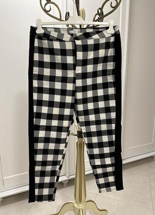 Штани у клітинку