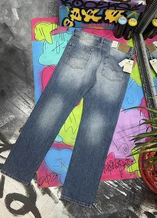 Завужені джинси з фабричним потертостями jack and jones mike comfort fit4 фото