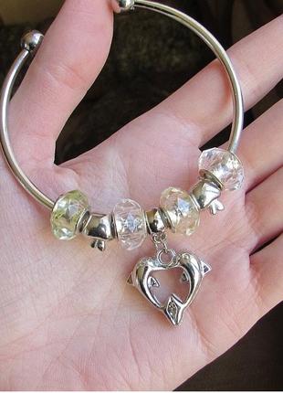 🏵стильный браслет с шармами и подвеской дельфины, новый! арт. 8751