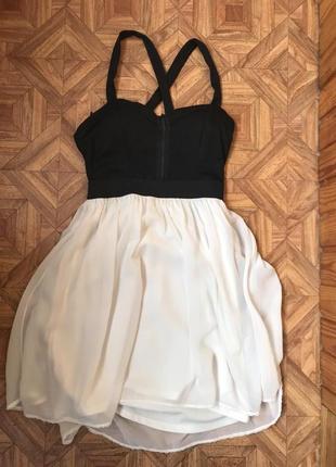 Легке літнє плаття