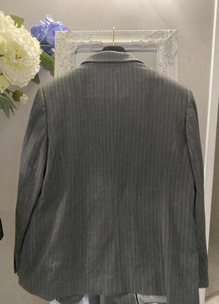 Элегантный пиджак от известного бренда большого размера5 фото
