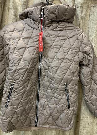 Весняна куртка