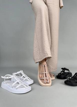 Женские кожаные босоножки