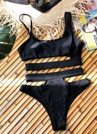 Жіночий чорний роздільний купальник оригінальний фасон