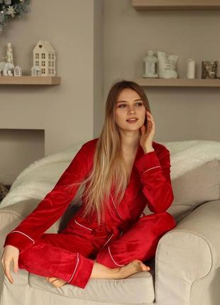 Плюшевый костюм пижама