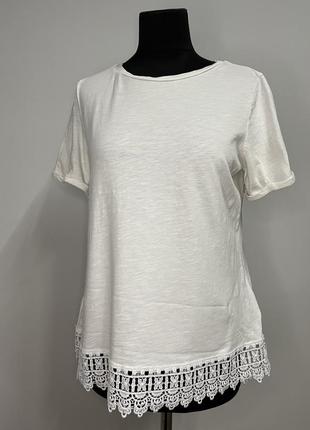 Футболка белая с кружевом