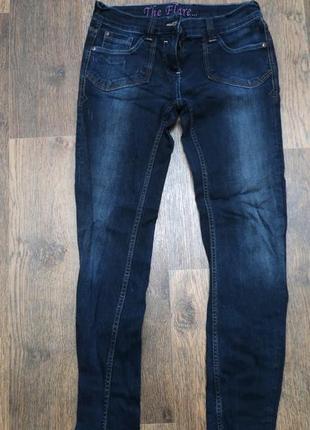 Жіночі джинси