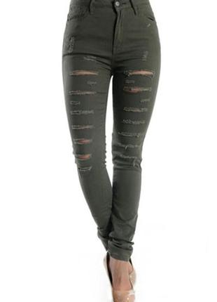 Зеленые оливковые зауженные узкие рваные джинсы хаки stradivarius скинни skinny