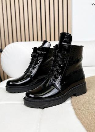 Демі черевики, чорний, натуральна лакована шкіра