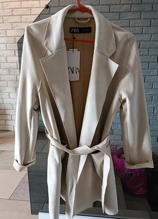 Жакет, плащ zara
