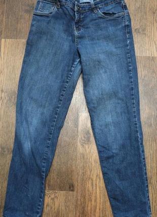 Жіночі джинси