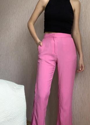 Розовые брюки клеш, розовые брюки палаццо на высокой посадке5 фото