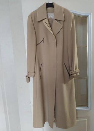 Шикарное демисезонное женское пальто