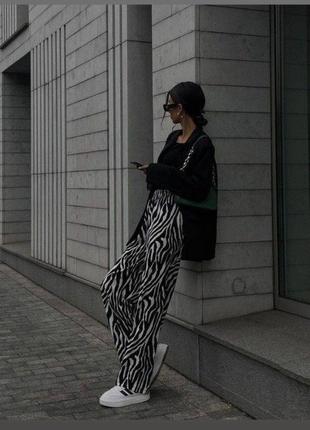 Легкие брюки штаны зебра черно-белые