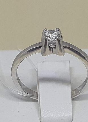 Серебряное кольцо с фианитом. 90100787/17