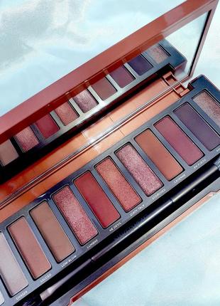 Urban decay naked heat

палетка тіней8 фото