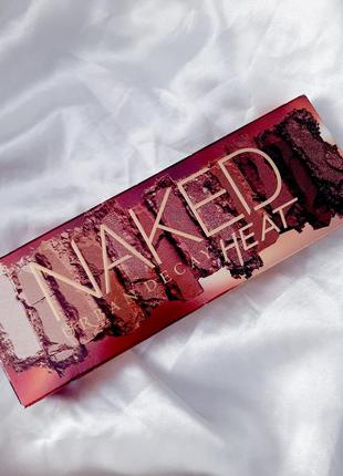 Urban decay naked heat

палетка тіней5 фото