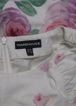 Елегантна нарядна освіжаюча силуетна приталена коротка сукня по фігурі закрита warehouse км157310 фото