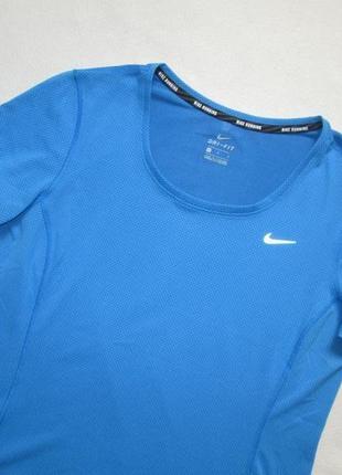 Фирменная суперовая спортивная футболка nike dri-fit оригинал.4 фото