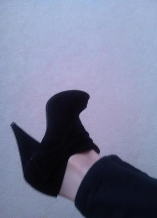 Стильные ботильоны фирма george