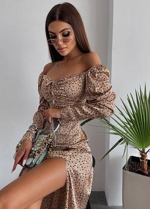 Женское весеннее шёлковое платье миди в горошек с разрезом