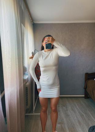 Белоснежное платье в рубчик5 фото