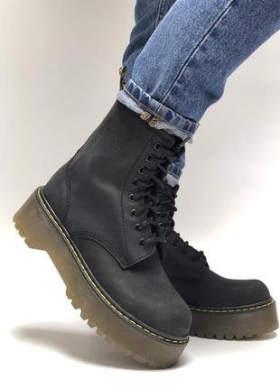 Женские кожаные ботинки dr. martens jadon black crazy horse (доктор мартинс жадон черного цвета кожаные)6 фото