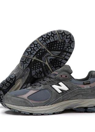 Чоловічі сірі кросівки new balance 2002r dark grey(  нью беленс 2002р темно-сірі замшеві )4 фото