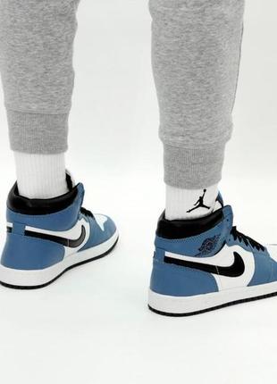 Чоловічі баскетбольні кросівки nike air jordan 1 white blue (найк аир джордан біло-блактині)4 фото