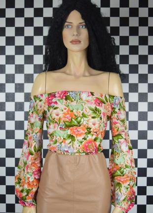 Блуза укороченная в цветочный принт блузка топ открытые плечи2 фото