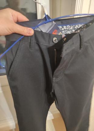 Брюки класичні