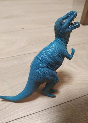 Резиновый динозавр3 фото