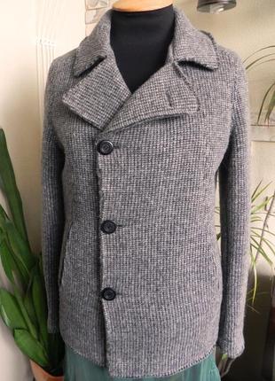 Шикарное двубортное молодежное пальто-пиджак из структурной ткани (италия)