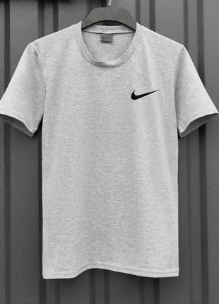 Футболка nike мужская белая / черная / серая / хаки3 фото