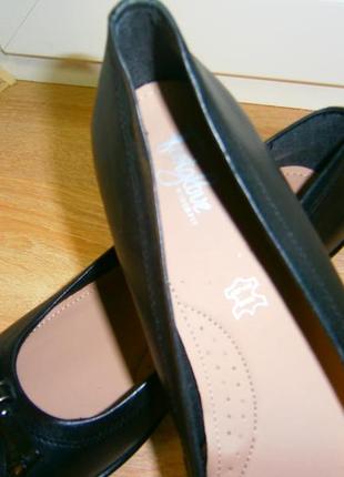 Гарні жіночі туфлі з натуральної шкіри. footglove7 фото