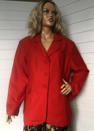 Вовняний жакет