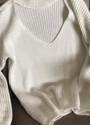 Белый свитер с блестками1 фото