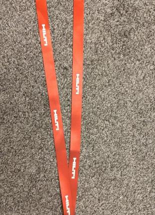 Ремень, лента , стропа с карабином