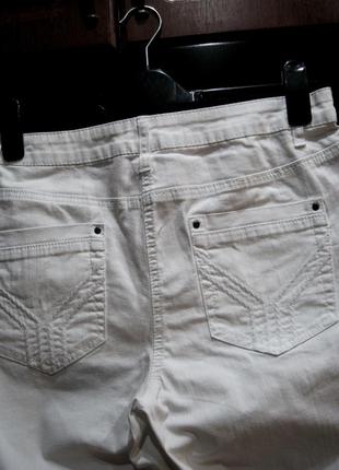 Белоснежные стрейч джинсы с высокой талией5 фото