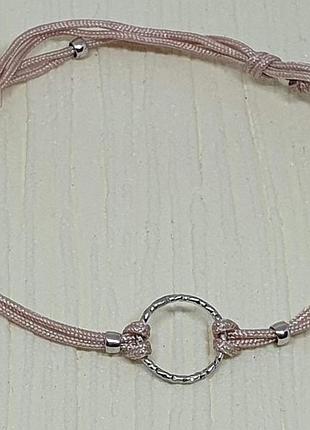 Браслет из текстиля с серебряными вставками. 90501124роз