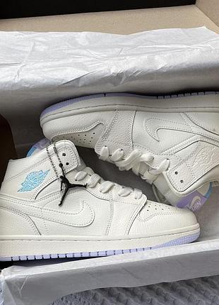 Кроссовки nike air jordan 1 retro cream blue
