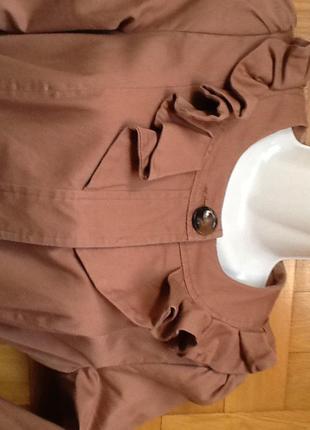 Стильный плащ р.s 2